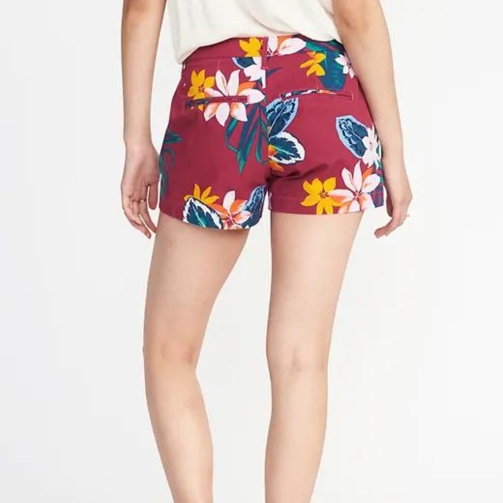 Mid-Rise Everyday Shorts - 3.5 inch inseam - Picture 2 of 2